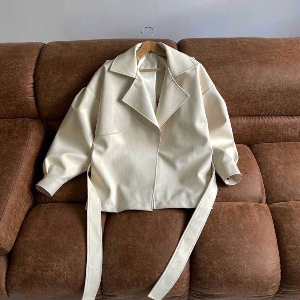 Milky Trench Coat With Belt And Collar